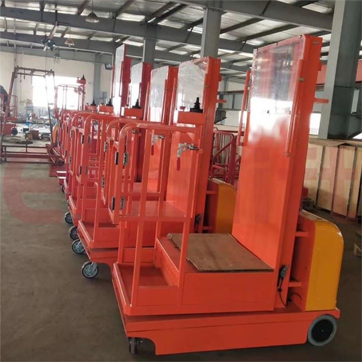 A Fully Automatic High-altitude Order Picker
